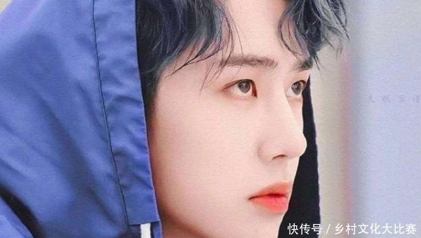 王一博主持跨年2019