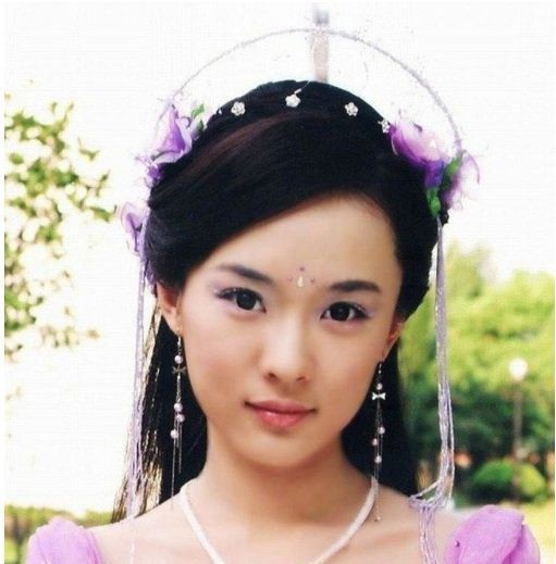 《欢天喜地七仙女》 角色:七妹(紫儿)/七公主 演员:霍思燕 配音:纪元