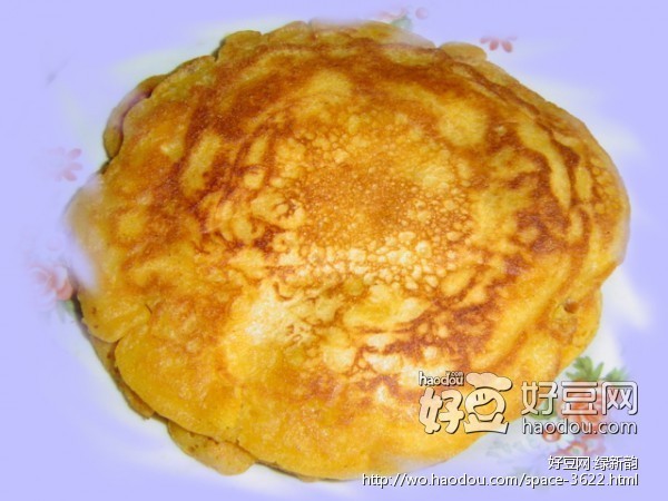 辅料:玉米淀粉,白糖,蕃茄沙司,泡打粉,植物油,酸奶 玉米面鸡蛋饼