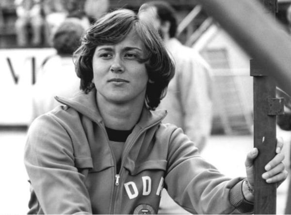 女子四百米世界纪录是多少