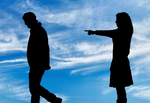 怎样走出被十分信任的人欺骗的矛盾无助心境?