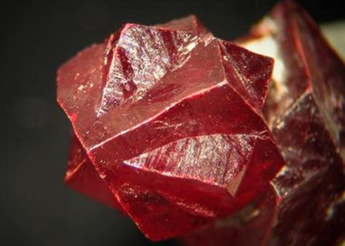 硫化汞为什么溶王水不溶硝酸,写出方程式并用平衡理论解释