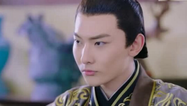 八王爷和八王妃在餐桌上高调秀恩爱,看得他咬牙切齿