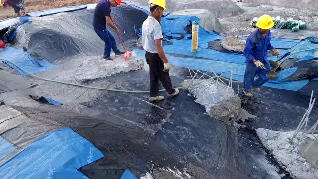 9水泥基渗透结晶浆对桩头的处理