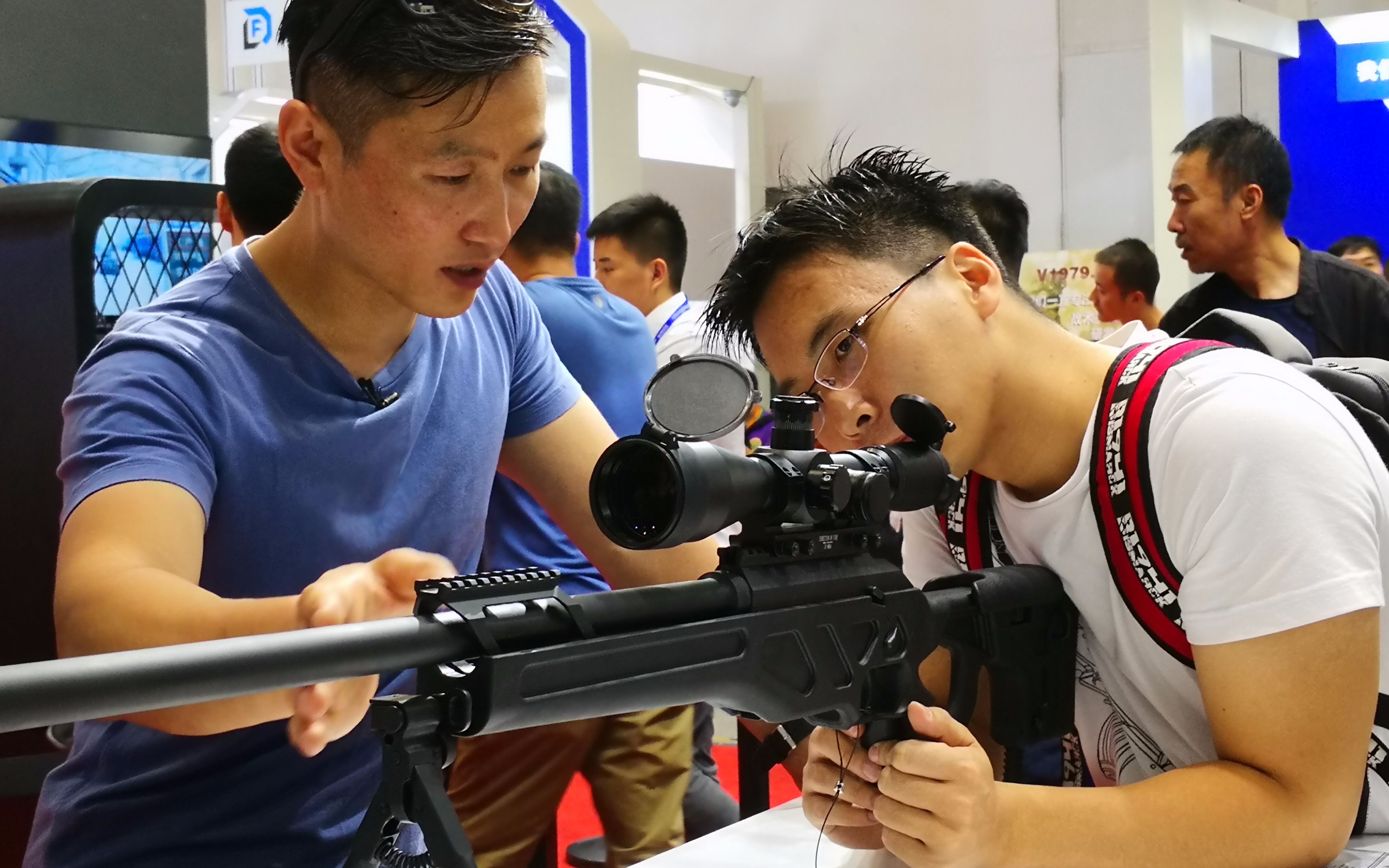 【2018中国国际 警用装备展】第一集:警展中的长枪短炮