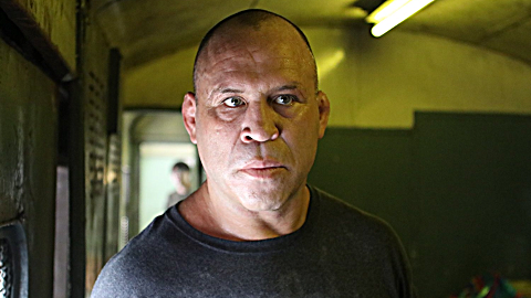 搏击之王:尚格云顿电影腿功盘点,这个星球上的一字马都是垃圾!