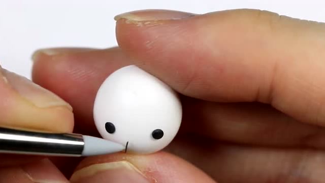 牛人用橡皮泥捏成的喜羊羊,看着精致又可爱!