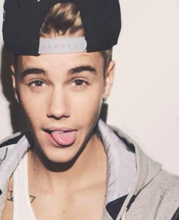 请问一下这是谁 他帅吗?