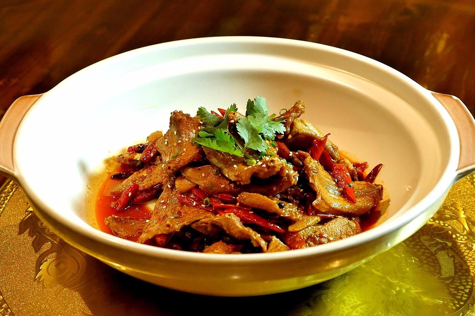 楚菜大厨教你做"姜辣蛇",香辣可口,重口味美食,挑战你的味蕾