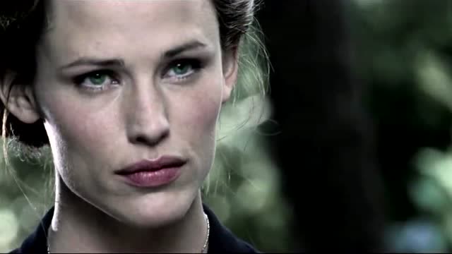  b>夜魔 /b>侠求艾丽卡不要去复仇,结果艾丽卡走了!