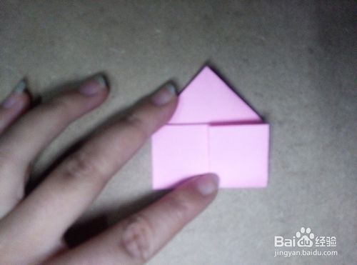 如何用长方形的纸折爱心,要方法步骤啊,详细。