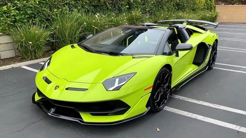 14:57 兰博基尼aventador  svj roadster gold beast-迈阿密兰博基尼