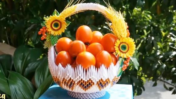 「 三角插折纸」水果篮子的制作,装饰可以用衍纸 花朵