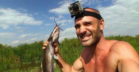 为什么《德爷单挑荒野全集》里的德爷没有贝爷