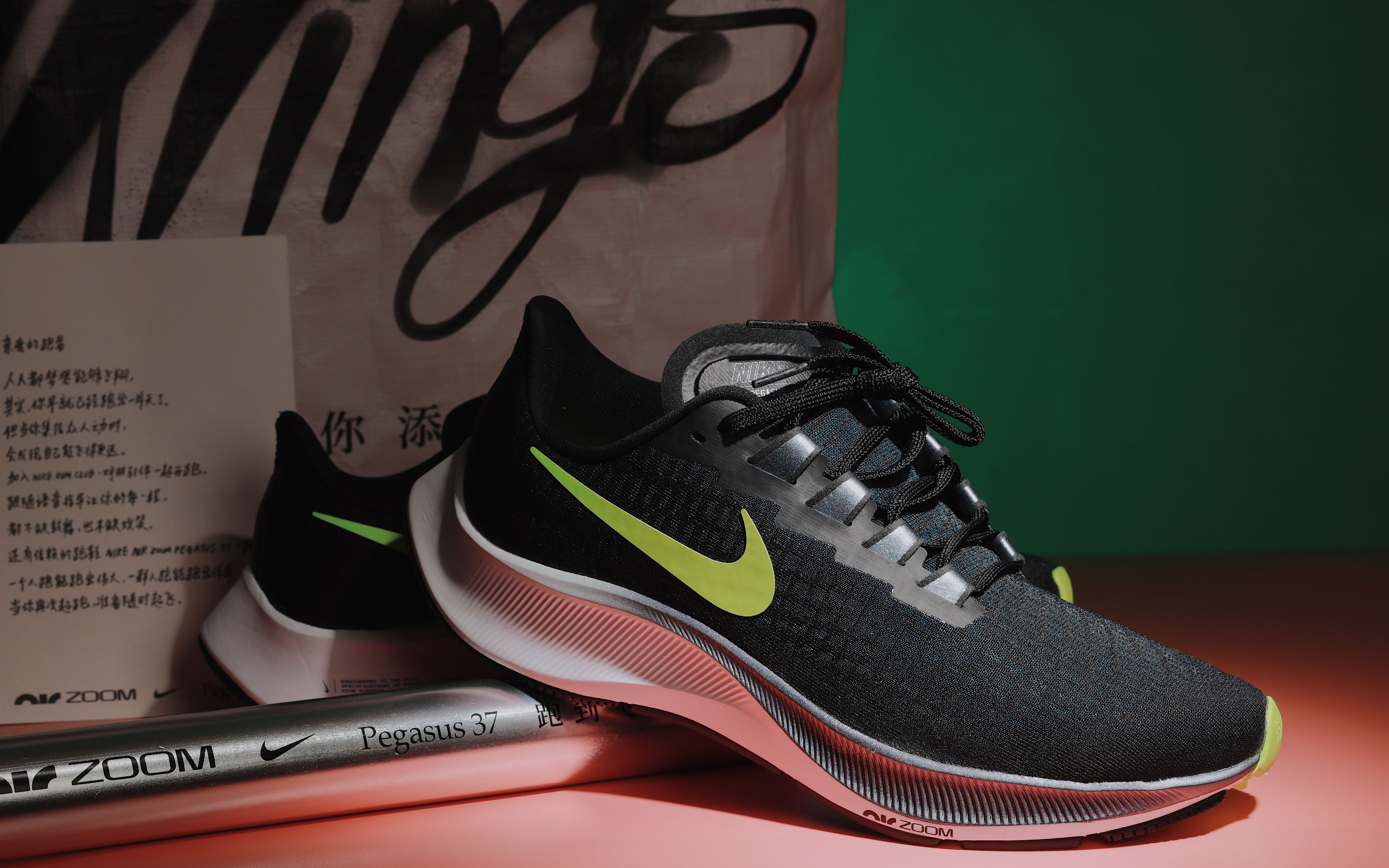 b站第一双 4k 开箱的  nike 跑鞋 air zoom pegasus37 开箱