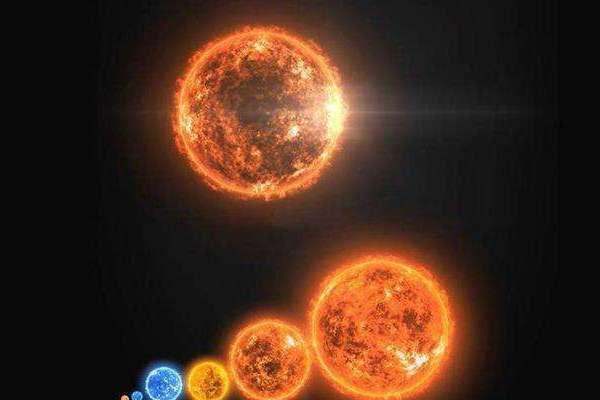 像太阳这样大小的恒星,坍缩以后会变成黑洞吗?