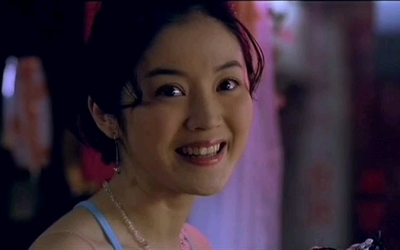 美女 b>张镝 /b>在落叶归根里的精彩表演,人美心更美