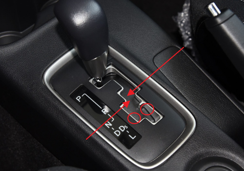 三菱欧蓝德d档与ds怎样切换_360问答