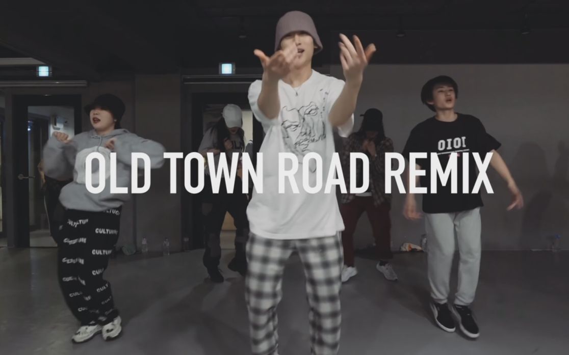 [图]【1M】Old Town Road Remix - Lil Nas X ft Billy Ray Cyrus Enoh Choreography