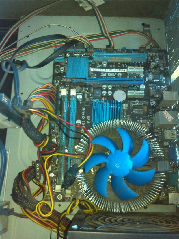 我最近想买一个gtx650显卡听说需要6pin外接供电,通过6pin转4pin可以