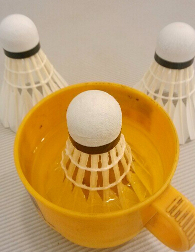 羽毛球特别容易坏可以打之前处理一下吗