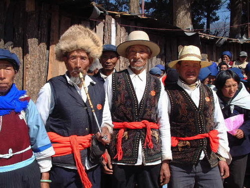 纳西族服饰的男性服饰