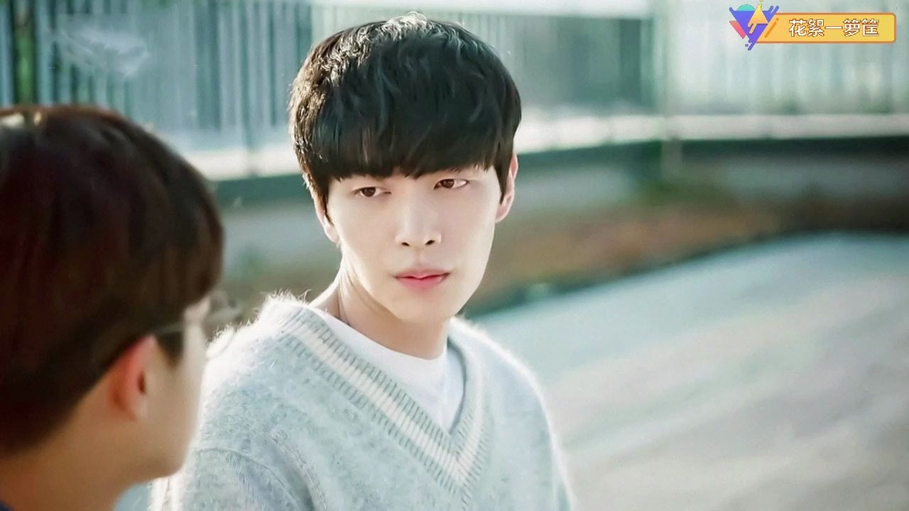  b>李民基 /b>《今生第一次》影视剧照视频欣赏,来看男神喽