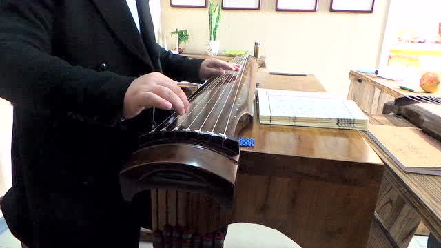 古琴大师林海鹰示范 轮指技巧