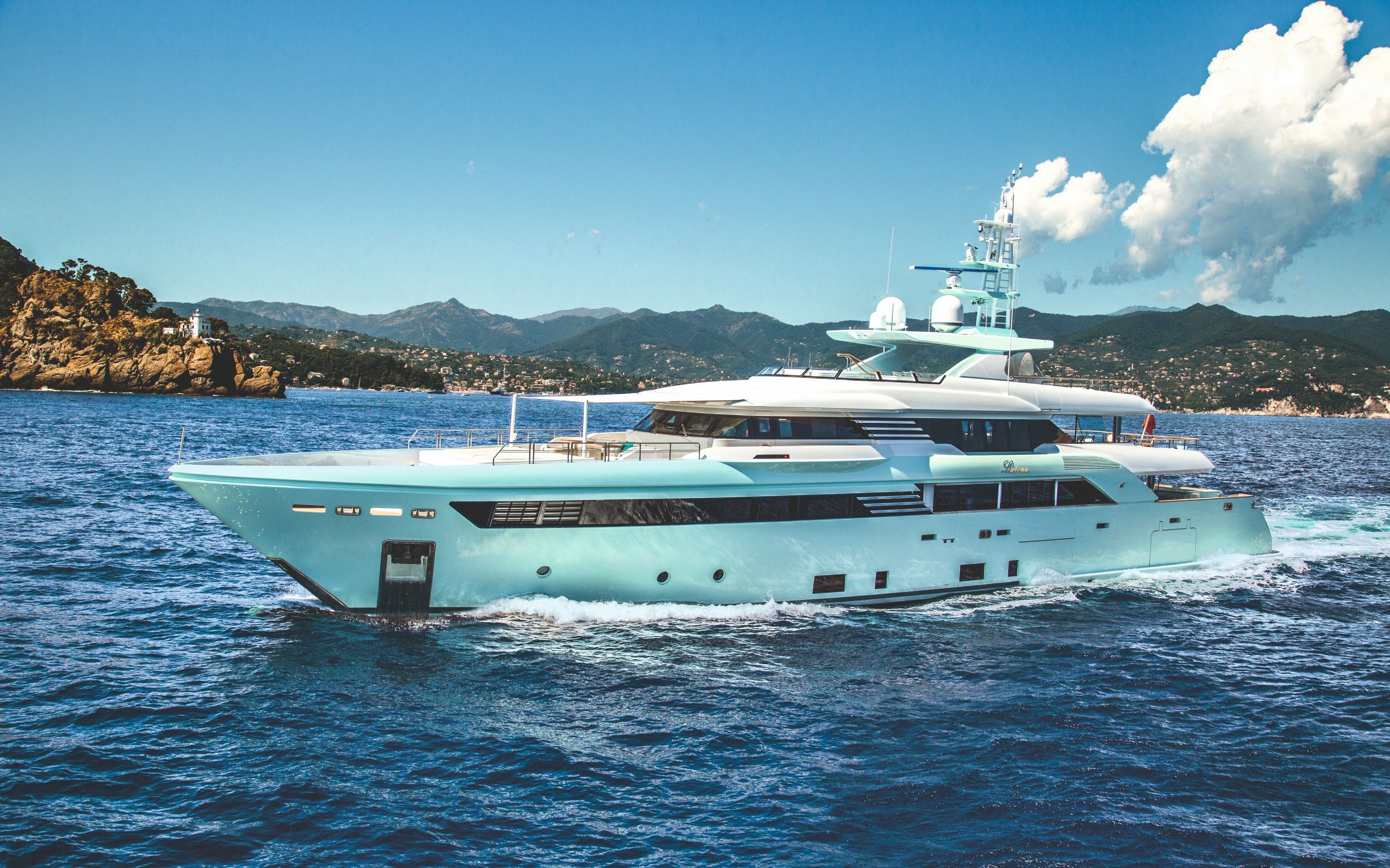 00m(1644")latona号超级游艇