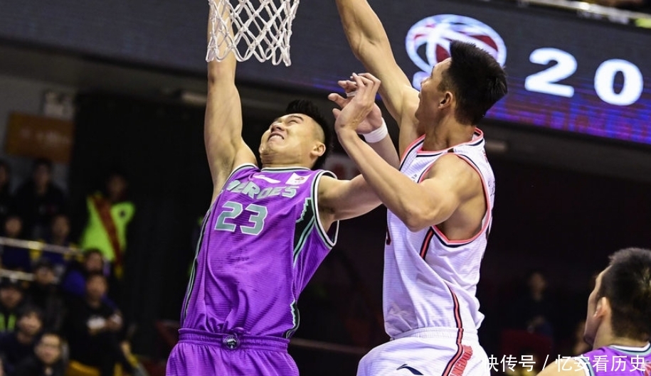 广东男篮对山东