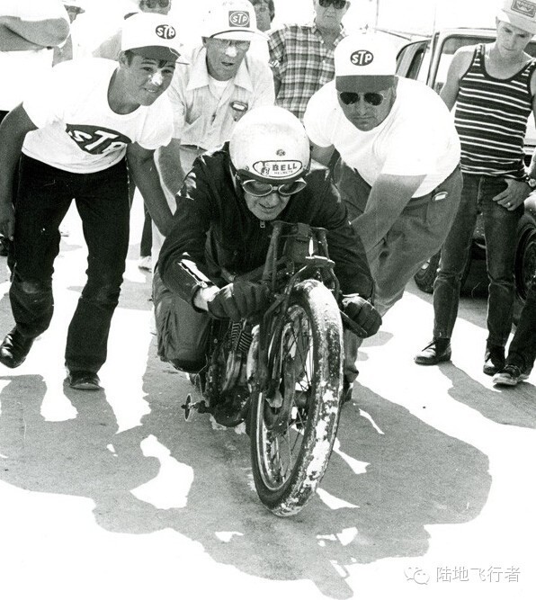 伯特·孟若摩托车手为什么他的纪录50年没人能破,现在科技发达了,是个