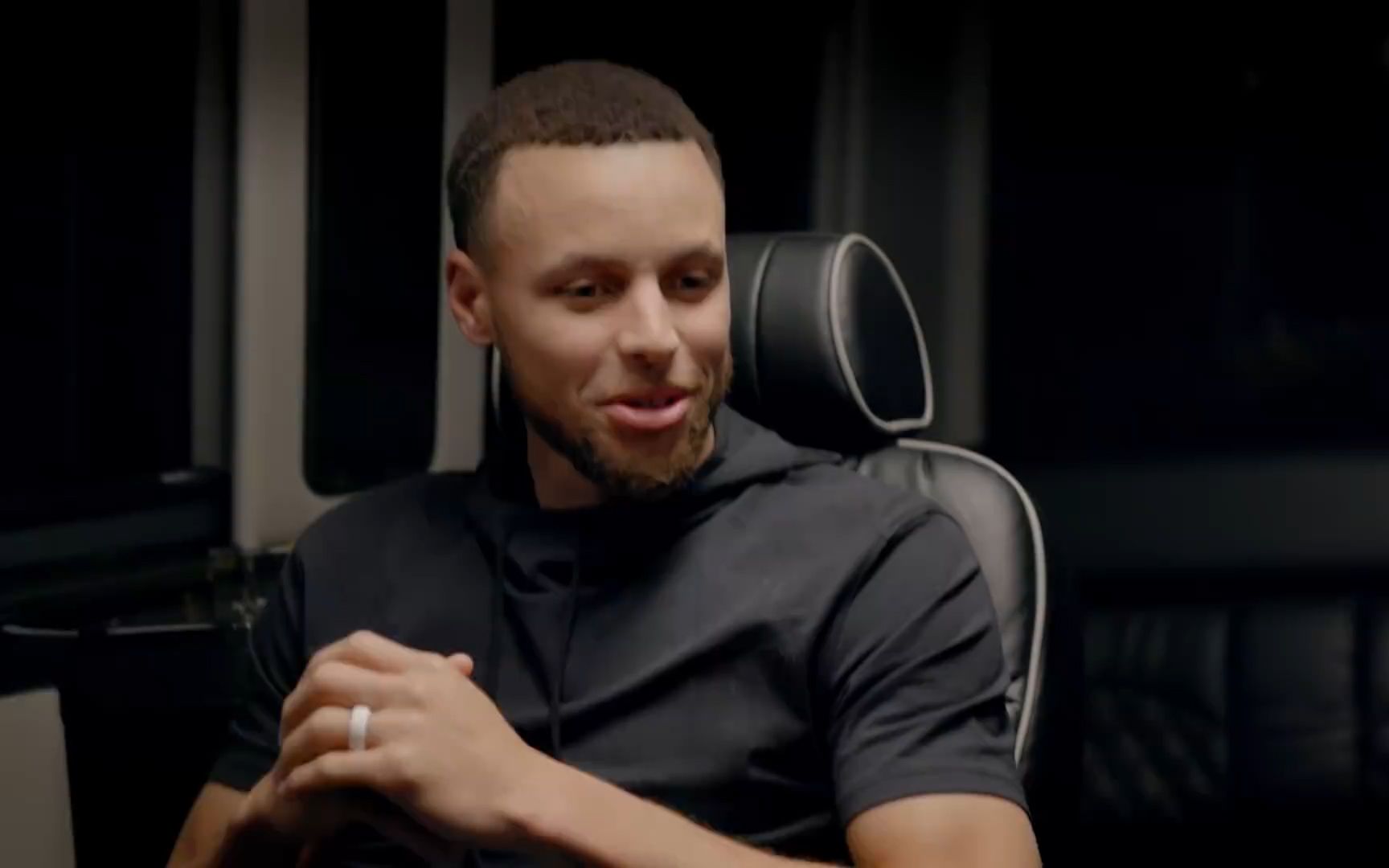 库里:要给女儿树立好榜样 以后找对象就找我这样的