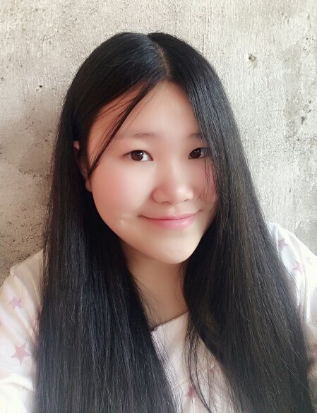 你们说实话我很丑吗,今天发了这张照片有人评论说我丑,可我个人感觉我