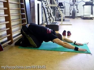 做了几天的仰卧起坐,结果脊椎疼怎么办