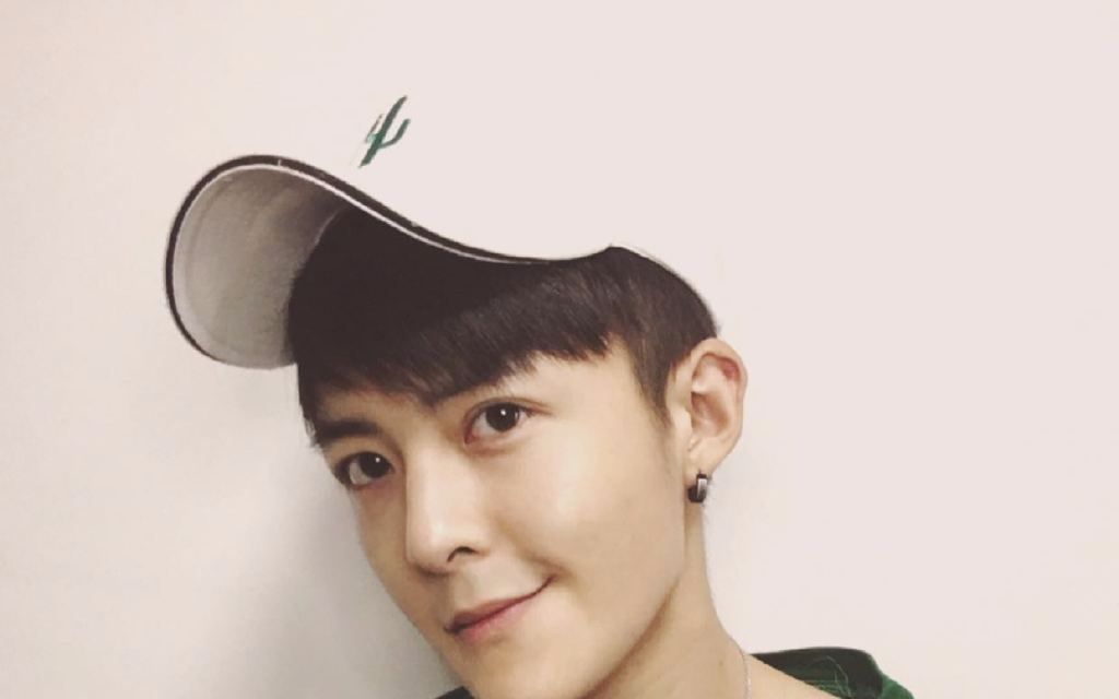  b>十二星宿风之少年 /b>队长管栎舞蹈秀