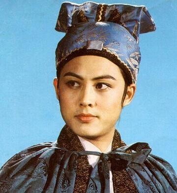 男,汉族,吉林省延边州汪清县人,1959年出生,87版红楼梦贾琏扮演者