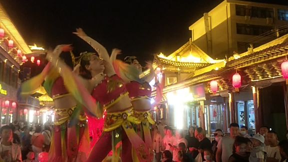 [图]丝路花雨 丝路神韵 美哉美哉#景点打卡 #穿越古风 #国风古韵