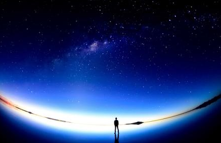 用黎明和星辰造句