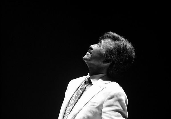 求一个本港台的节目 林子祥在最后出现了