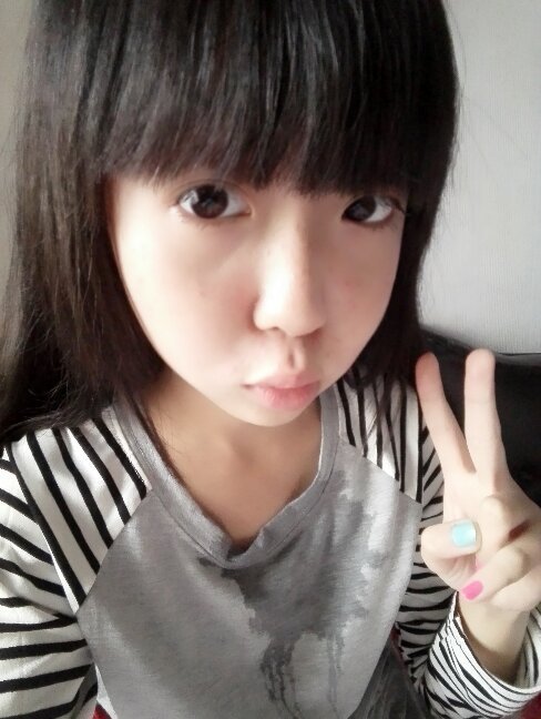 初中男生会喜欢这种女生吗?学习差还经常被老