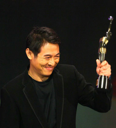 从世俗意义上讲 李连杰和成龙谁更成功?