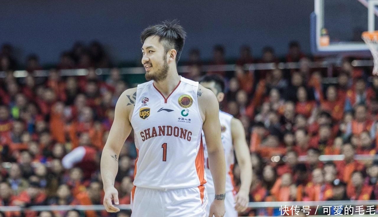 福建男篮朱世龙换帅