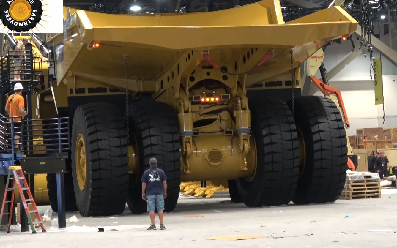 【钢铁巨兽】 巨型工程车cat 794ac