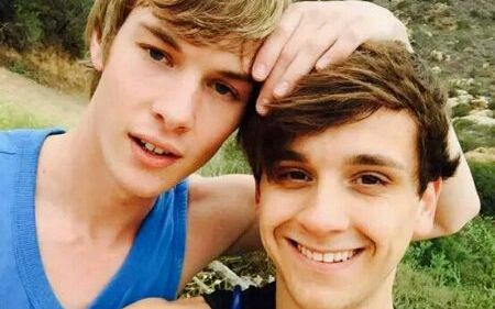 欧美男男kiss混剪 怦然心动