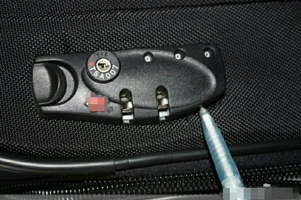 行李密码箱如何设置密码