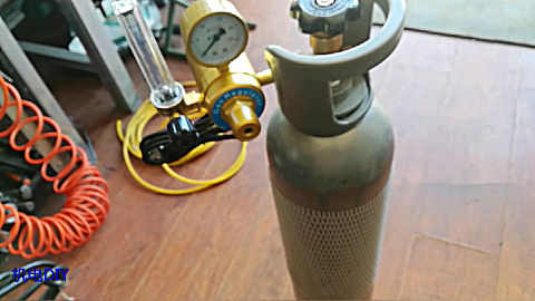 二保焊机气瓶放置架图图片