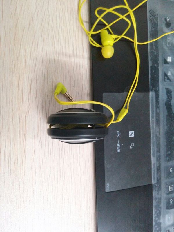 铁三角耳机收纳盒怎么用啊