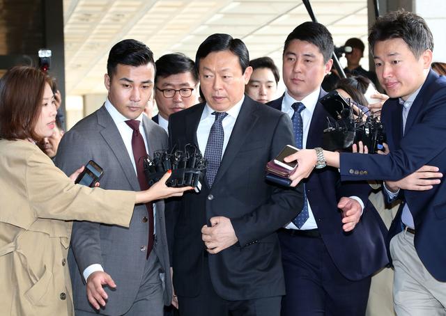 在华超市业务无人接盘,创始家族多人获刑!