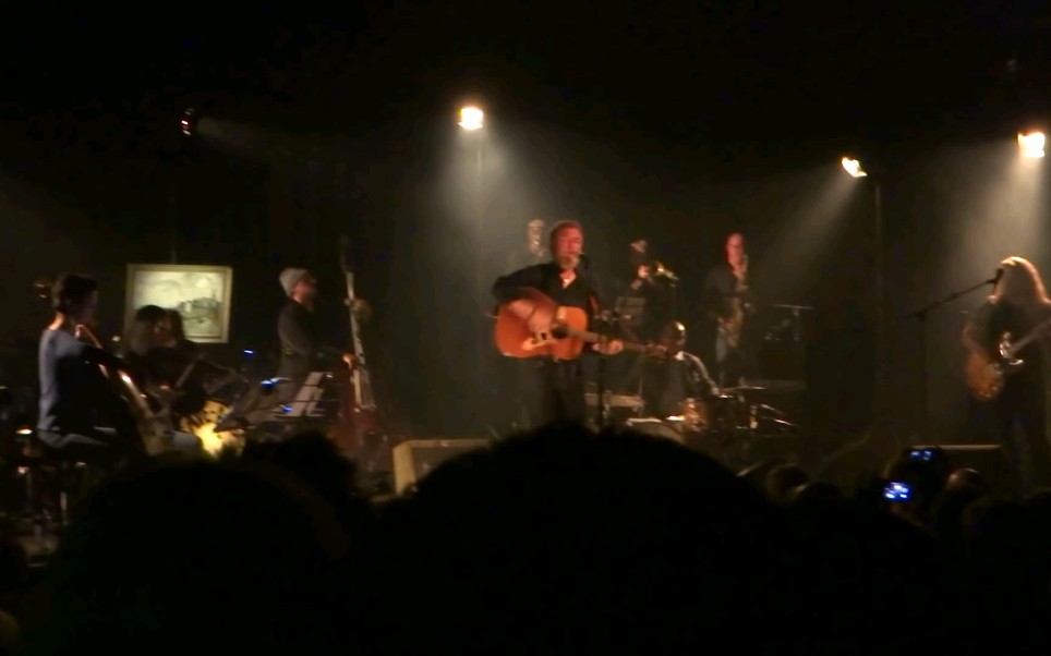 [图]Glen Hansard - Bird Of Sorrow - Melkweg - Amsterdam - 2015