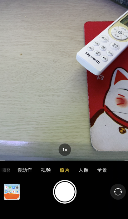 苹果11怎么连拍照片